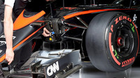 McLaren a detail předního křídla