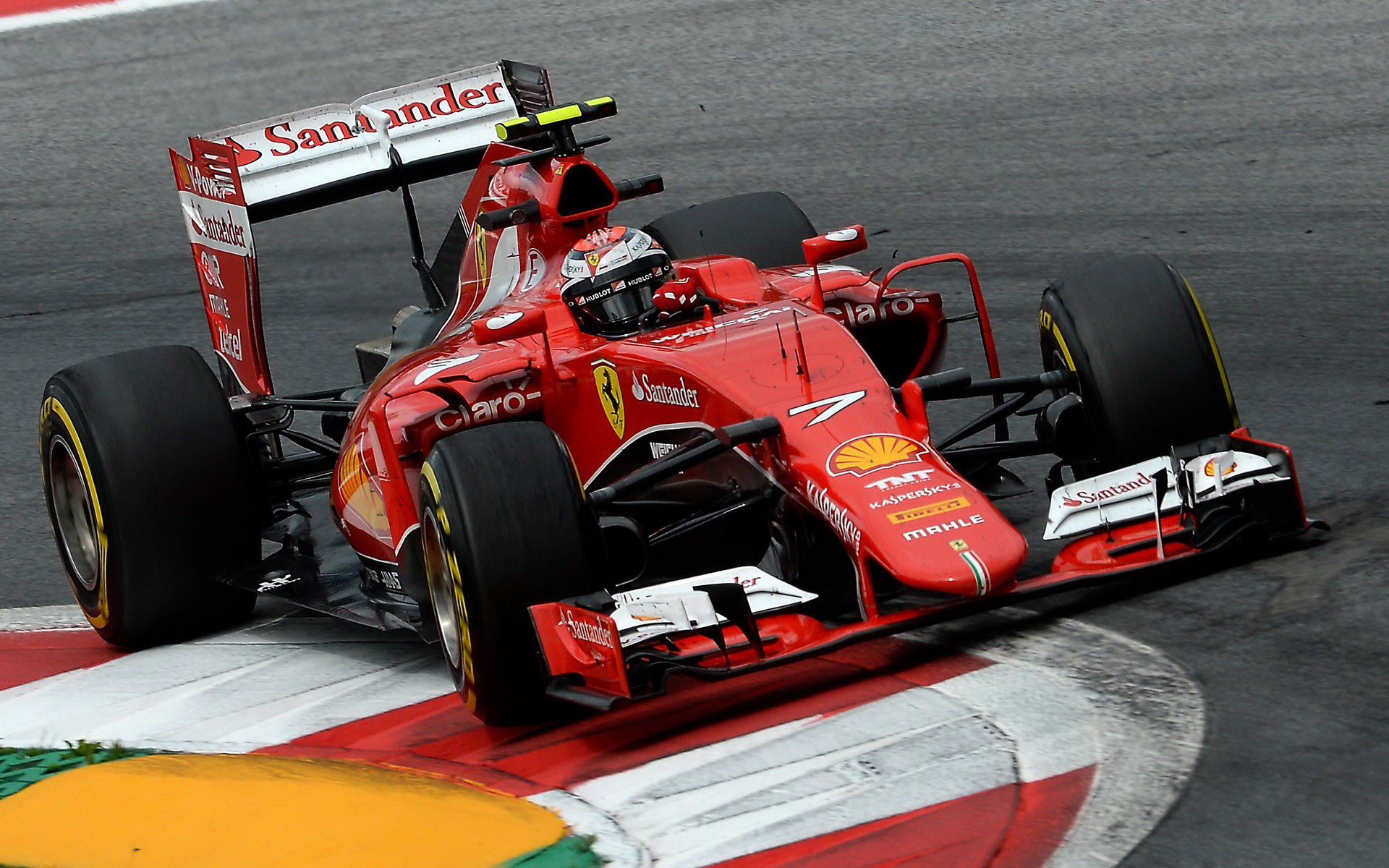 Kimi Räikkönen - zůstane u Ferrari i příští rok?