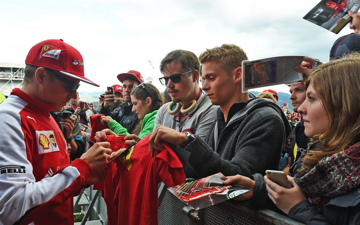 Kimi Räikkonen se v Goodwoodu vrátil do časů, kdy hájil barvy Ferrari (ilustrační foto)
