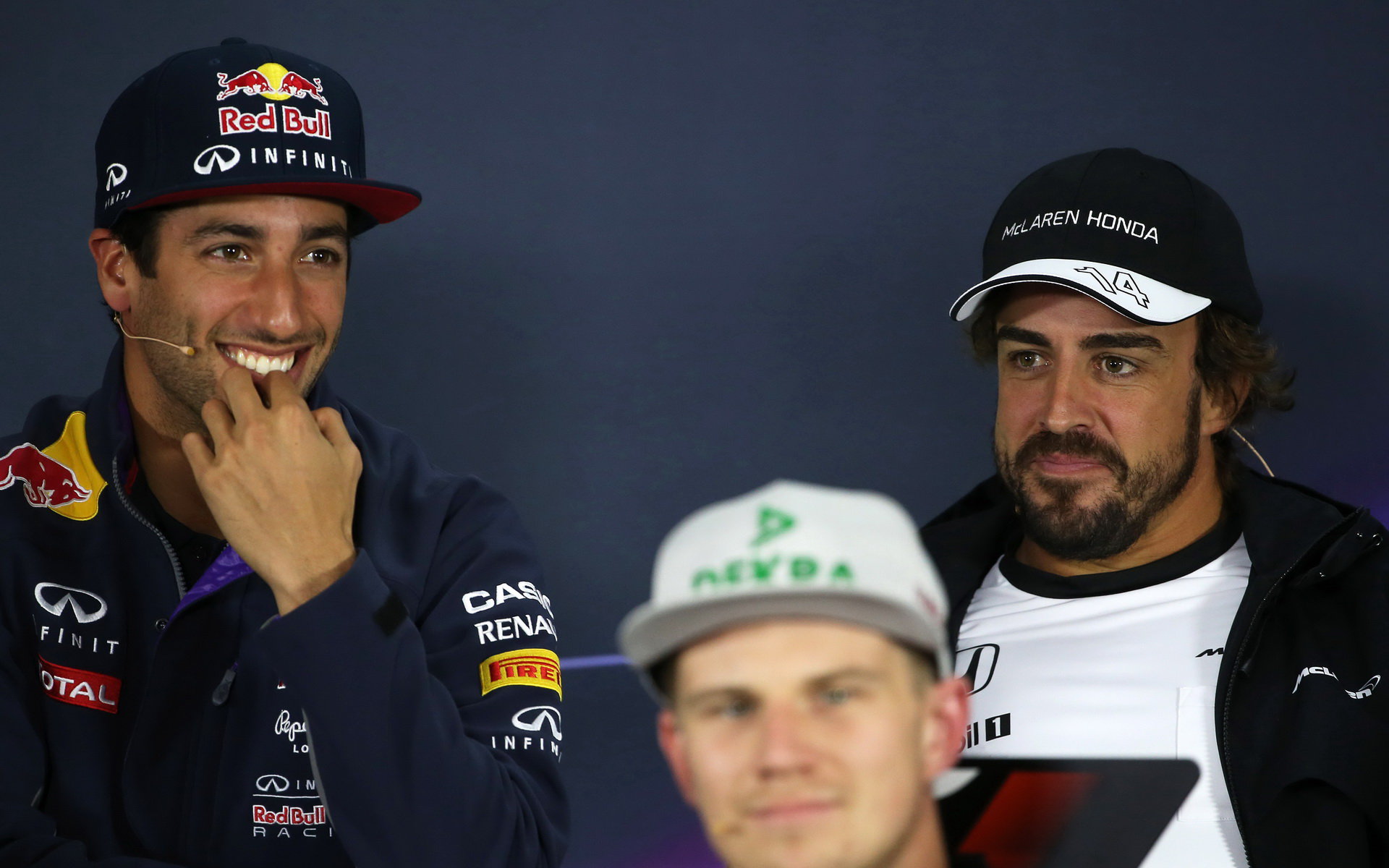 Podle Zaka Browna moc nechybělo, a Ricciardo mohl být příští rok týmovým kolegou Alonsa