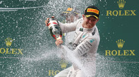 Rosberg a šampaňské