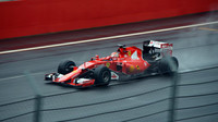 Antonio Fuoco a Ferrari SF15-T při testech na Red Bull Ringu (23.6.2015).