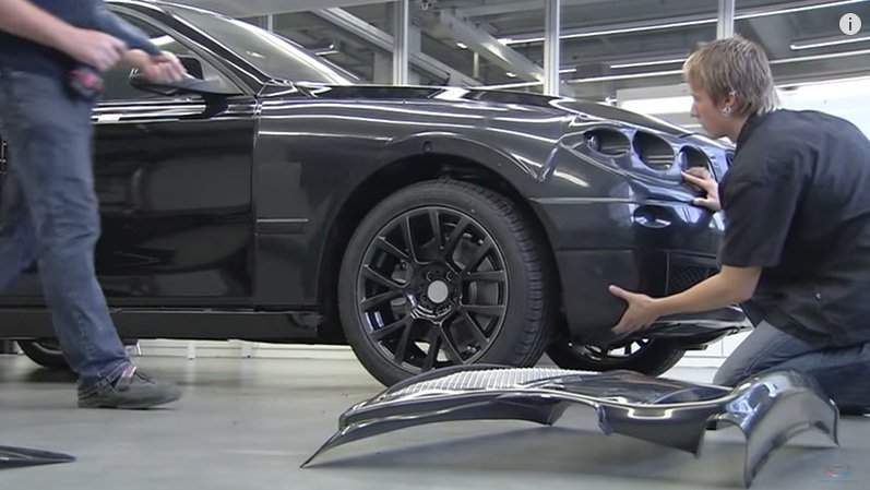 BMW 5 GT s kamufláží