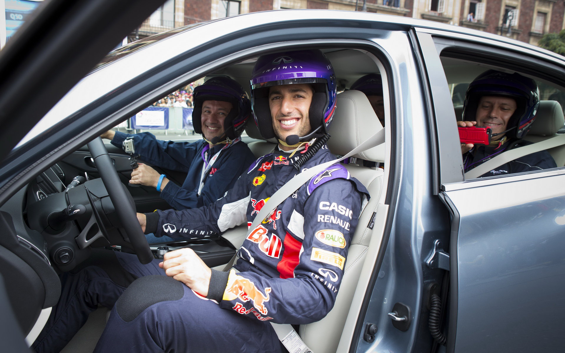 Ricciardo si vyzkouší trochu jiné vozy, chystá se na listopadový Závod šampionů