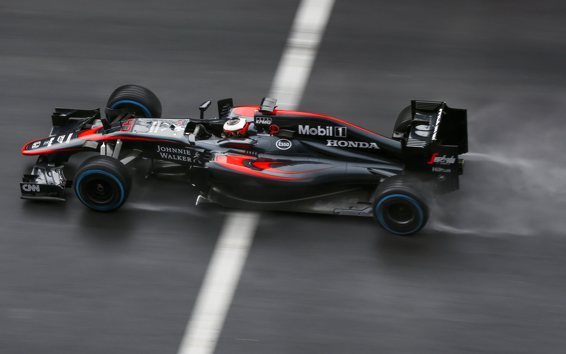Stoffel Vandoorne za volantem letošního McLarenu