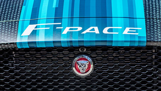 Jaguar F-Pace (2015)