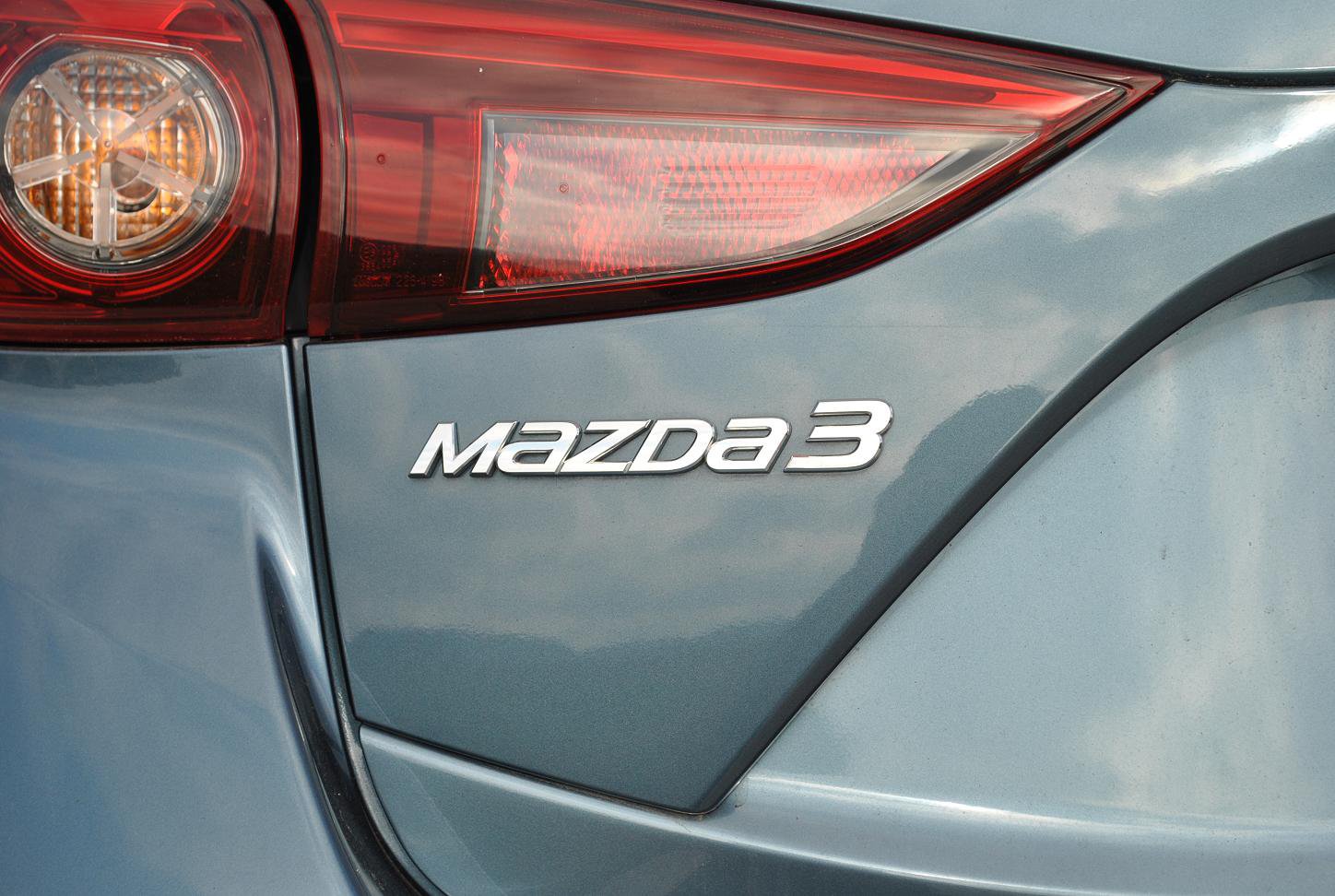 Mazda 3 1.5 SkyActive G100