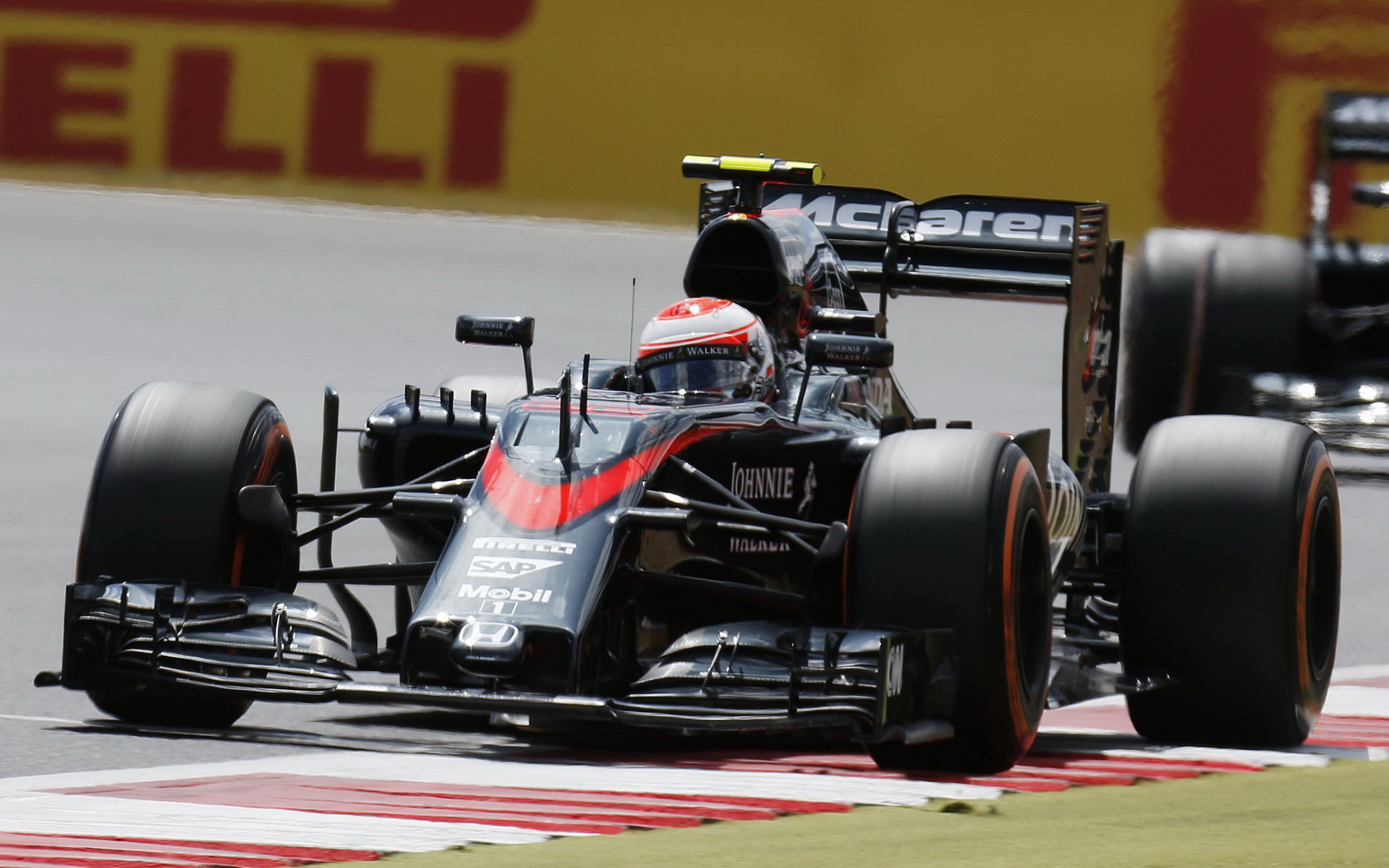 Zda zopakují piloti McLarenu v Belgii umístění z Maďarska Button nechce odhadovat.