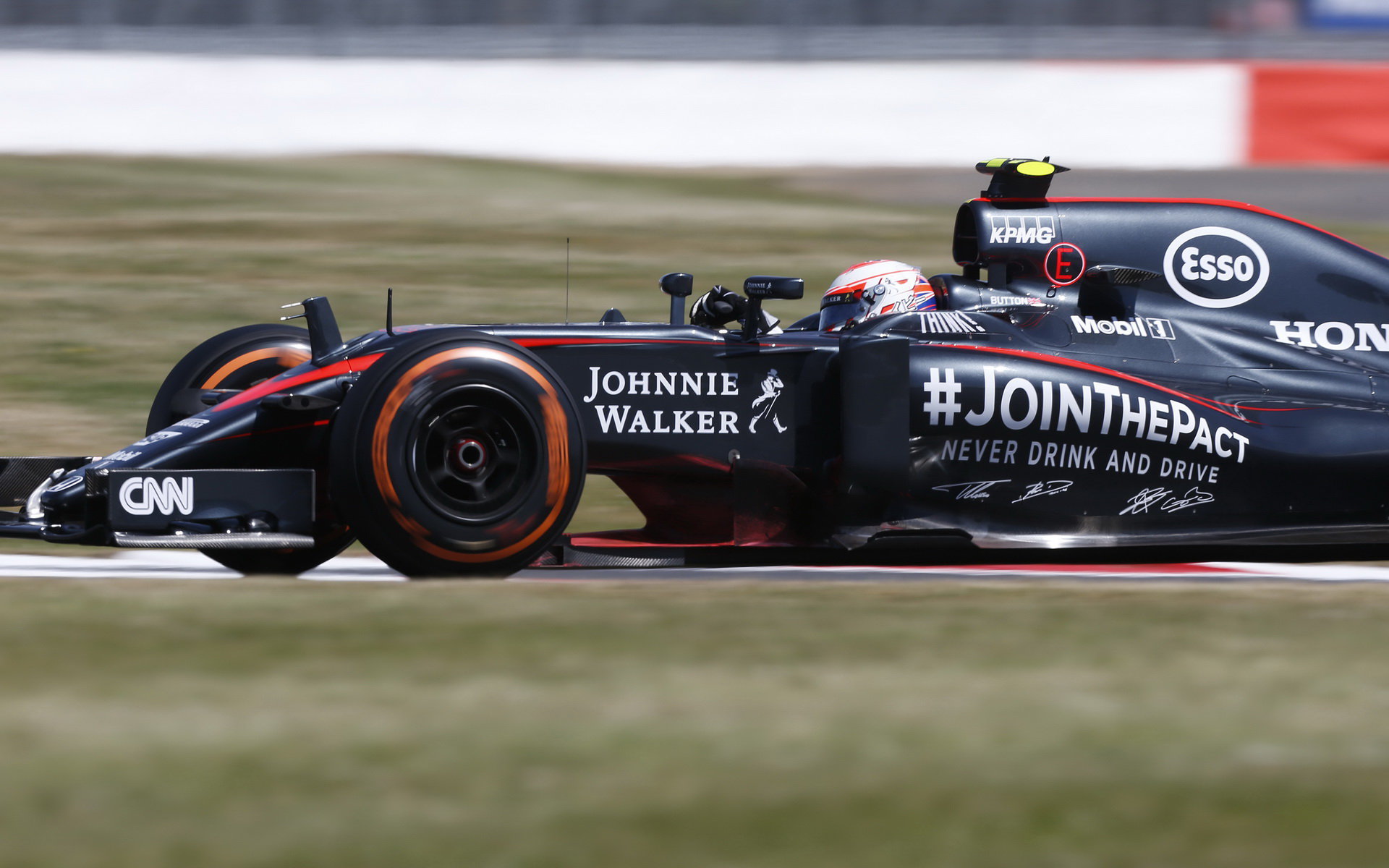 Jenson Button prožil v Silverstone mizerné okamžiky