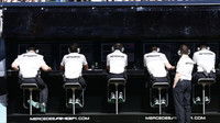 Pitwall Mercedesu