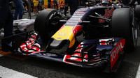 Přední křídlo vozu Red Bull RB11 - Renault