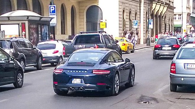 Porsche 911 (2016)