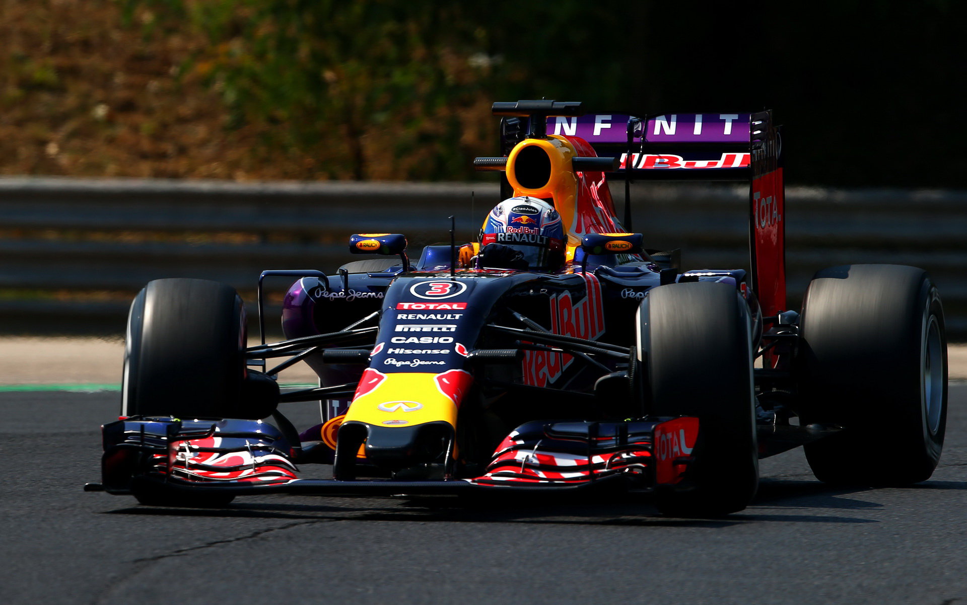 Nejrychlejší kolo závodu patří Danielovi Ricciardovi