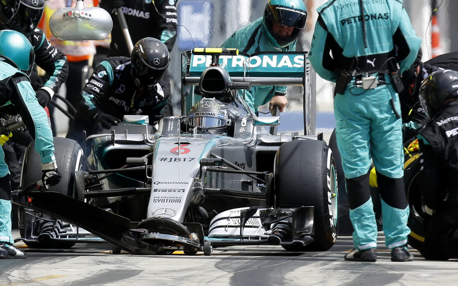 Rosberg si dvakrát vyzkoušel i prostředí mimo trať