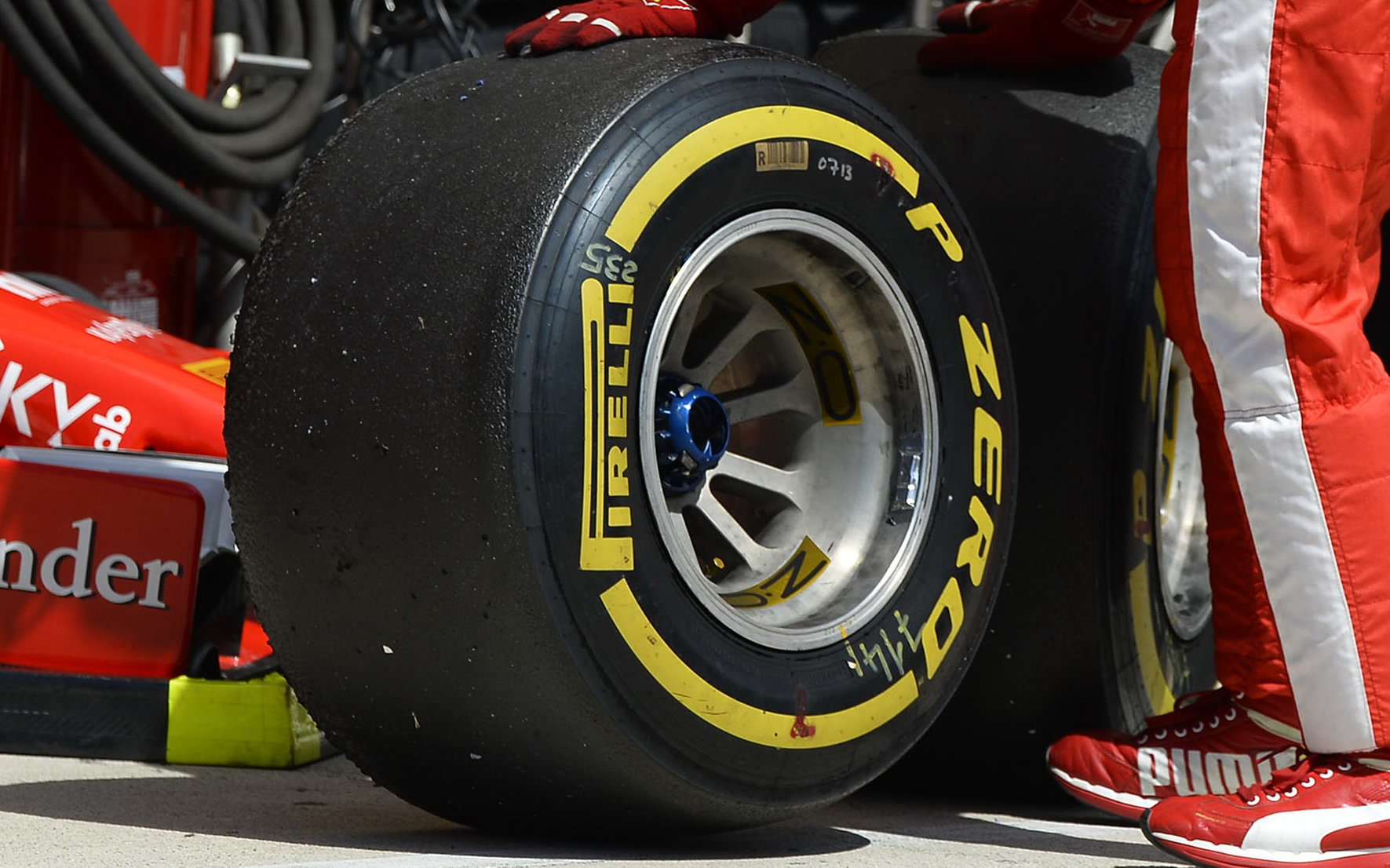 Pirelli přispívá k zábavnosti Formule 1, jejich pneumatiky si vedení FOM pochvaluje