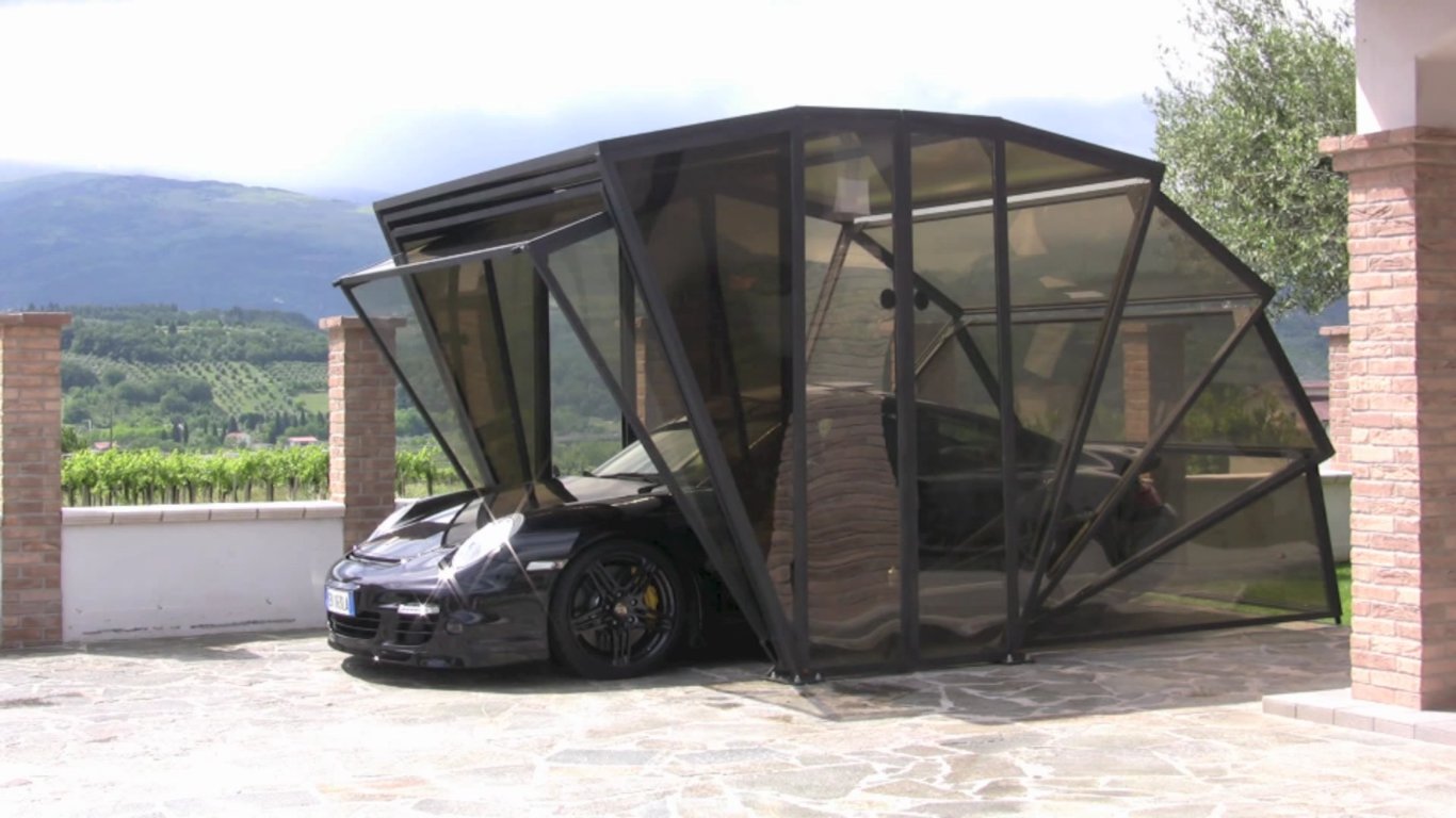 Nový koncept garážového stání pro automobily.