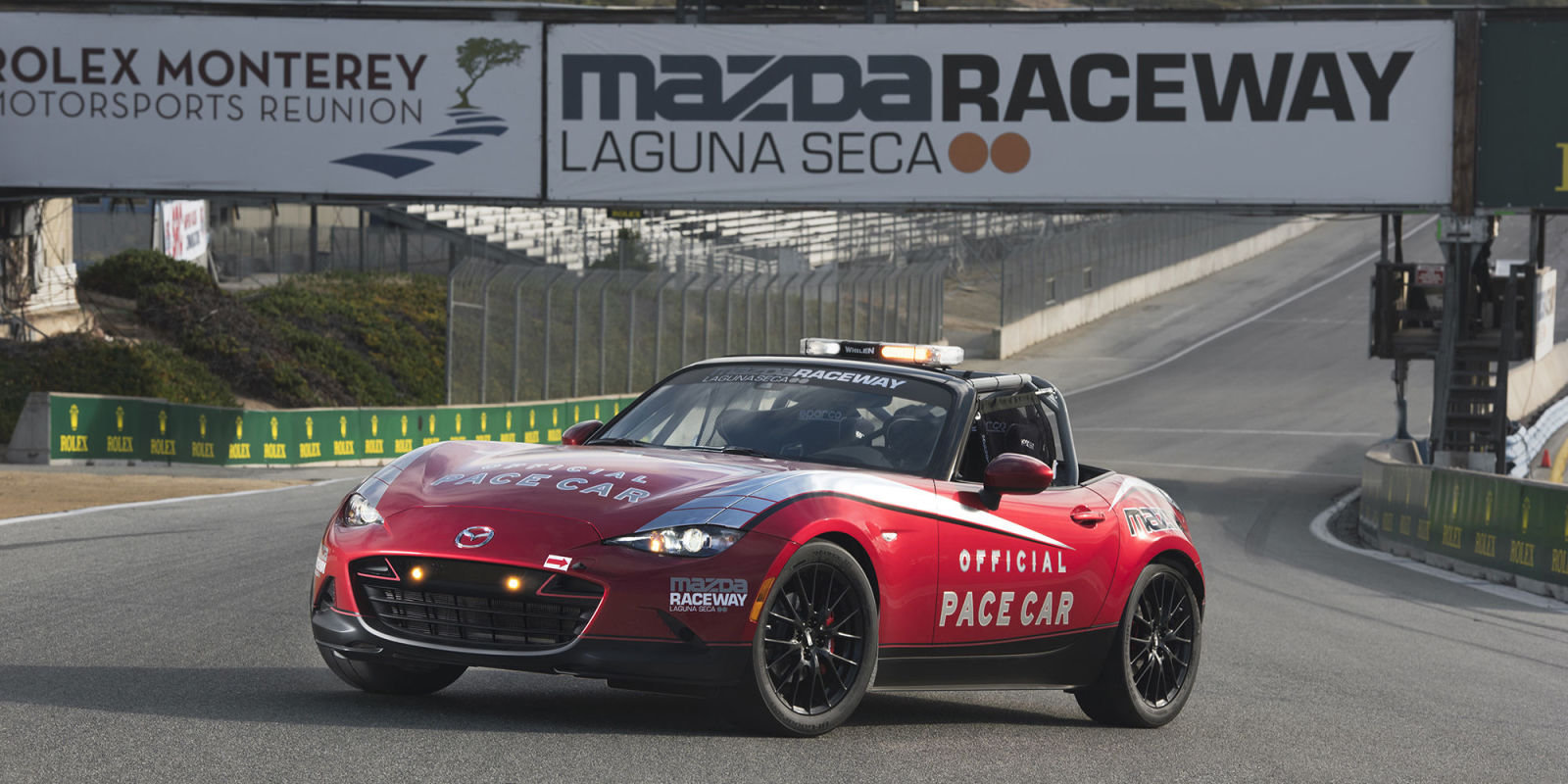Mazda MX-5 Cup jako oficiální doprovodné vozidlo pro závodní trať Laguna Seca.