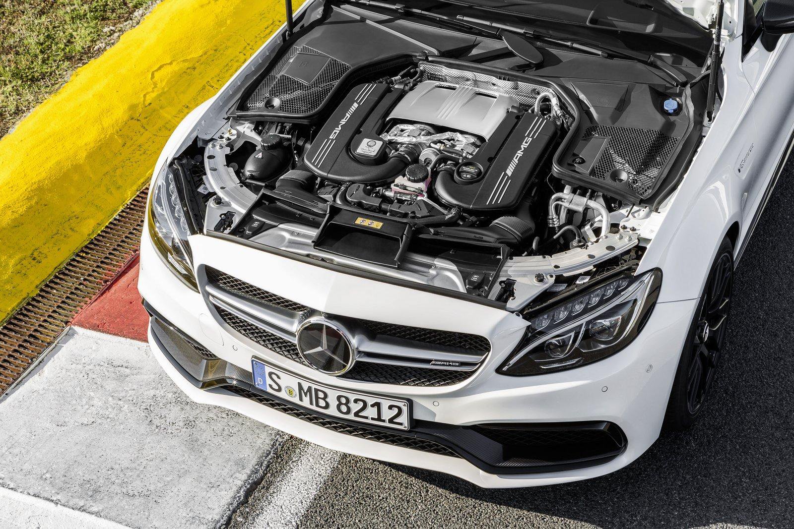Dostupné bude také provedení AMG, Mercedes-AMG C 63 S Coupé.
