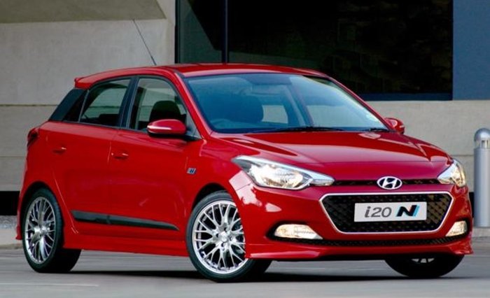 Hyundai i20 N Sport má zatím přeladěnou čtrnáctistovku o výkonu 115 koní a točivém momentu 160 Nm.
