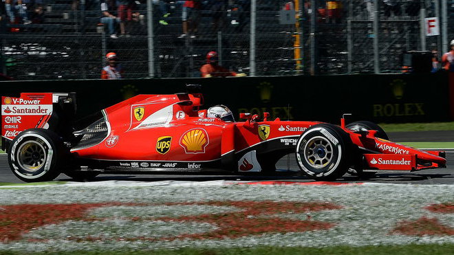 Red Bull chce stejně silné motory, jaké bude mít tovární tým Ferrari