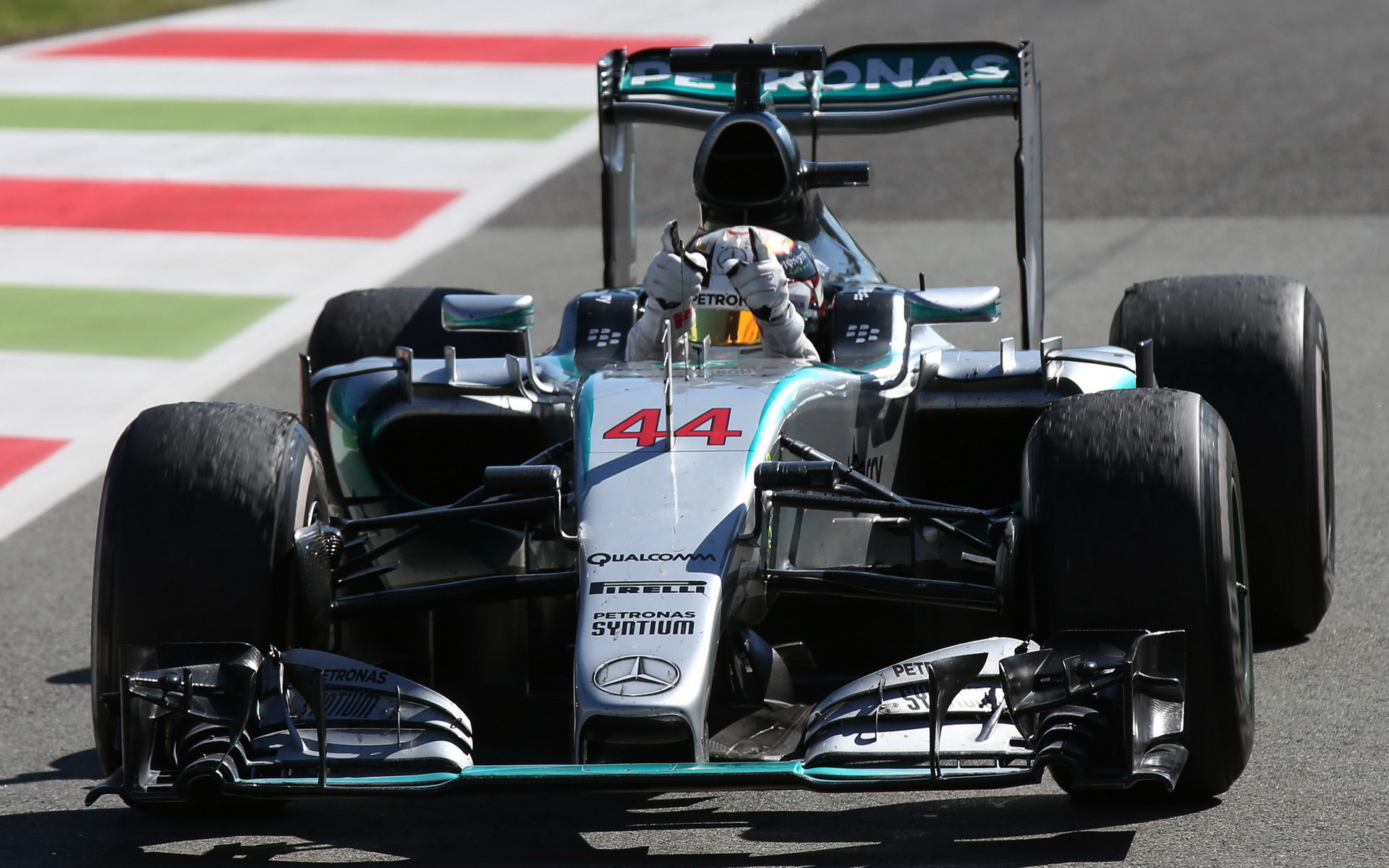 Lewis Hamilton se těší z vítězství, GP Itálie (Monza)