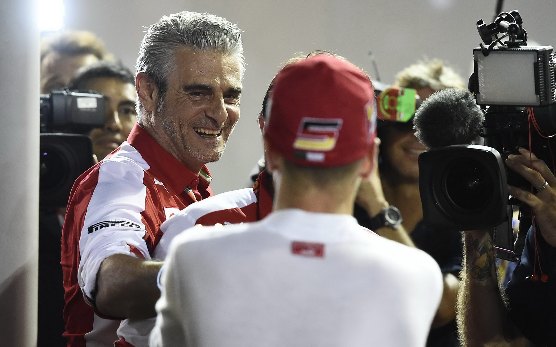 Maurizio Arrivabene a Ferrari budou mít přímo v týmu zástupce Pirelli