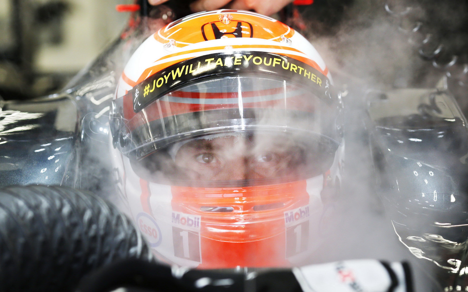 Jenson Button se chladí, GP Singapuru (Singapur)