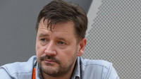 Ustaraný Paul Hembery připouští, že případný odchod rakouských stájí by Pirelli mohlo nést velice těžce