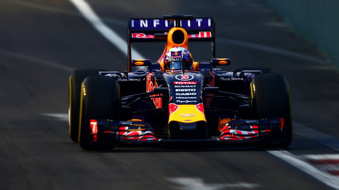 Daniel Ricciardo předvedl nejrychlejší kolo v Singapuru