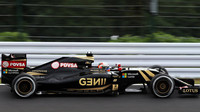Romain Grosjean v Suzuce