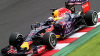 Daniel Ricciardo v Suzuce