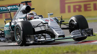 Lewis Hamilton v Suzuce