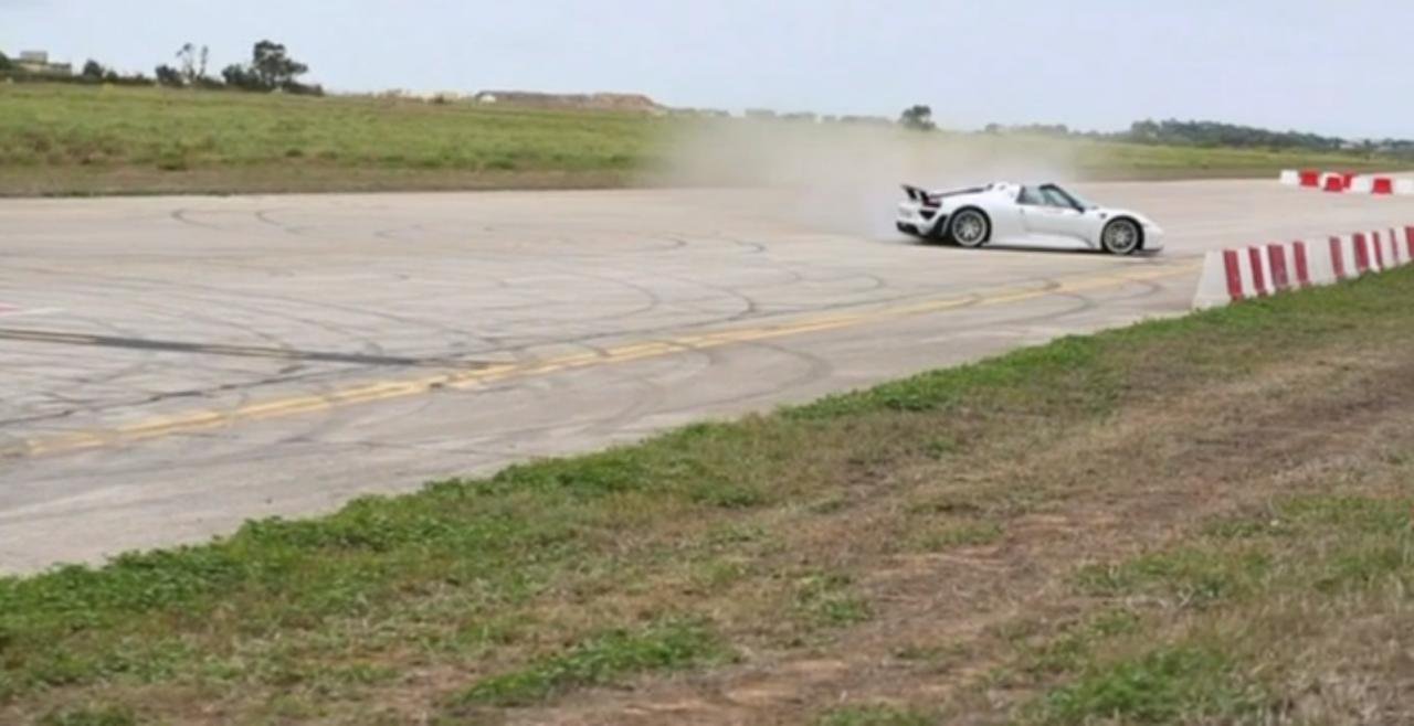 nehoda Porsche 918 Spyder