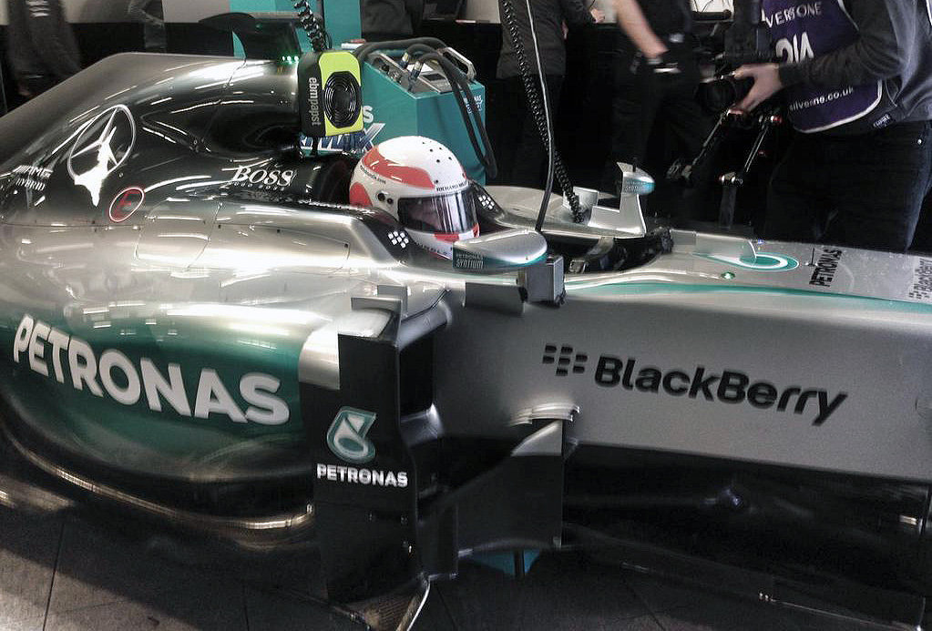 Martin Brundle si letošní Mercedes vyzkoušel v Silverstone