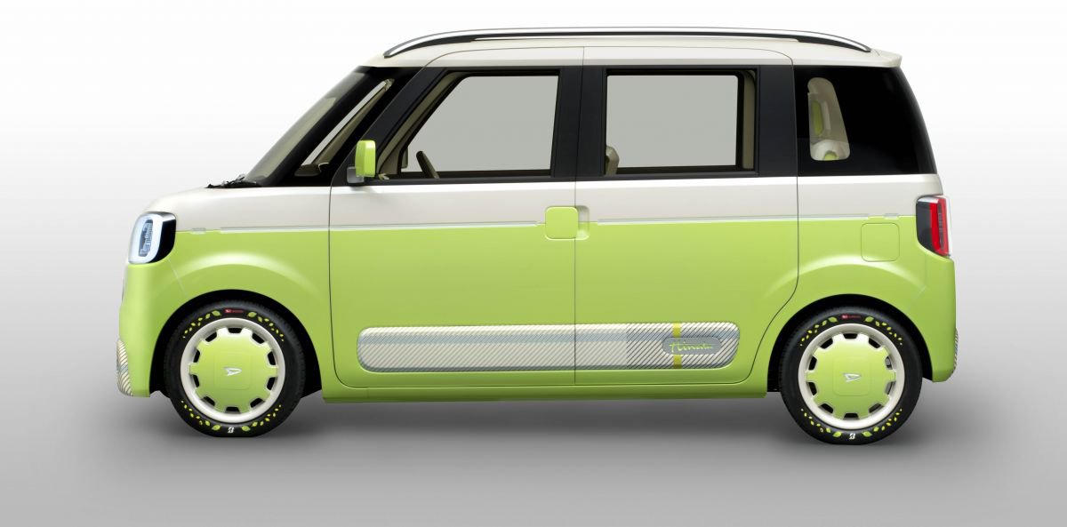 Zelená v kombinaci s bílou vytvářejí zajímavou kombinaci, Daihatsu Hinata.