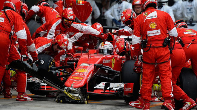Sebastian Vettel vidí případný odchod Red Bullu jako nenahraditelnou ztrátu