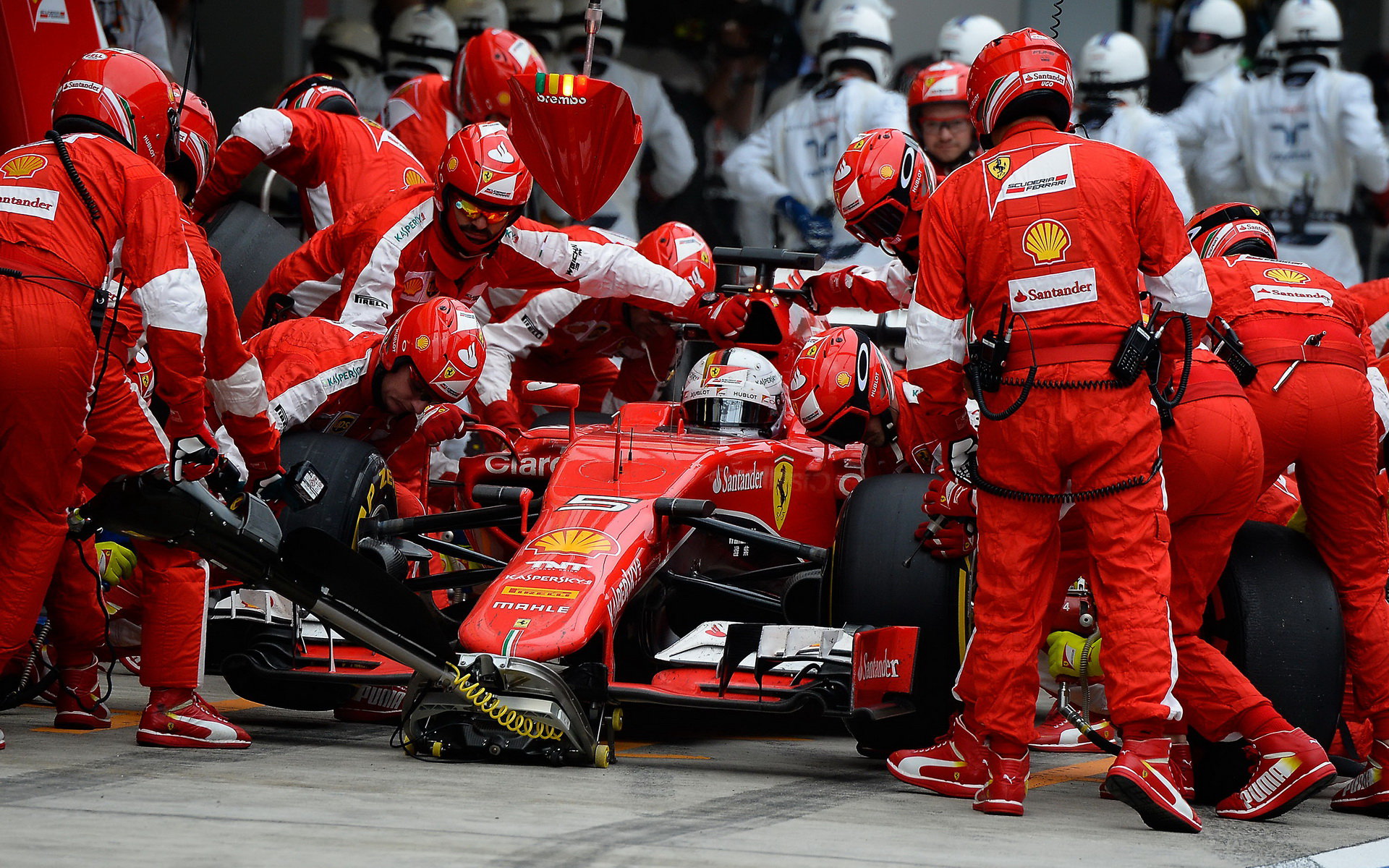 Sebastian Vettel vidí případný odchod Red Bullu jako nenahraditelnou ztrátu