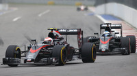 McLaren letos bodoval teprve počtvrté (Button a Alonso)