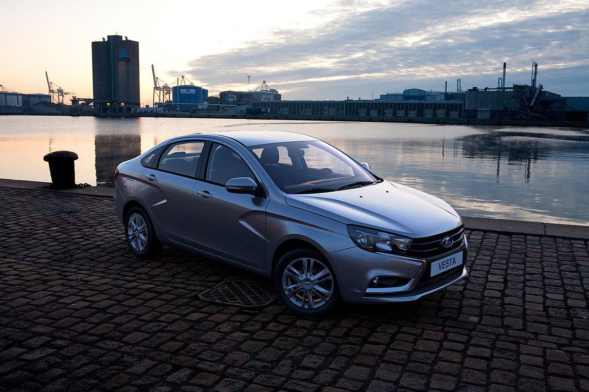 Vesta začíná novou éru ruského autoprůmyslu, Lada Vesta.