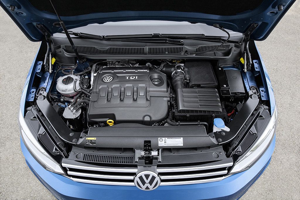 Volkswagen Touran (2015)