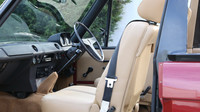 Interiér, čalouněný světlou kůží, je v původním stavu, Range Rover Convertible.