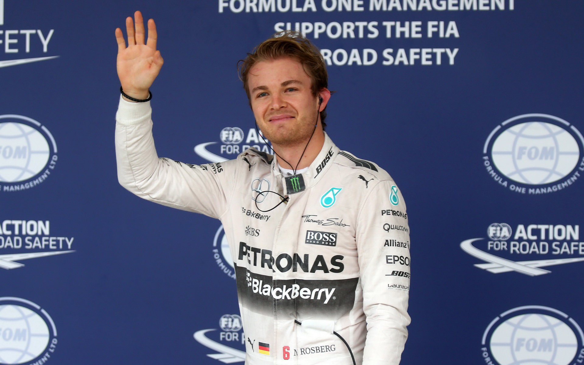 Nico Rosberg slaví pole position v kvalifikaci v Austinu