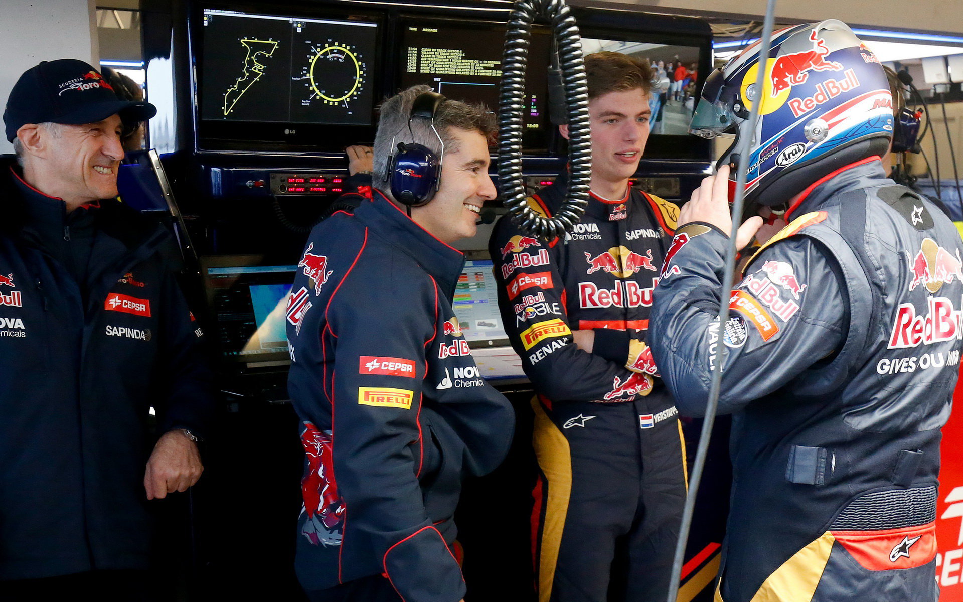 Franz Tost, Xevi Pujolar, Max Verstappen a Jos Verstappen v Austinu