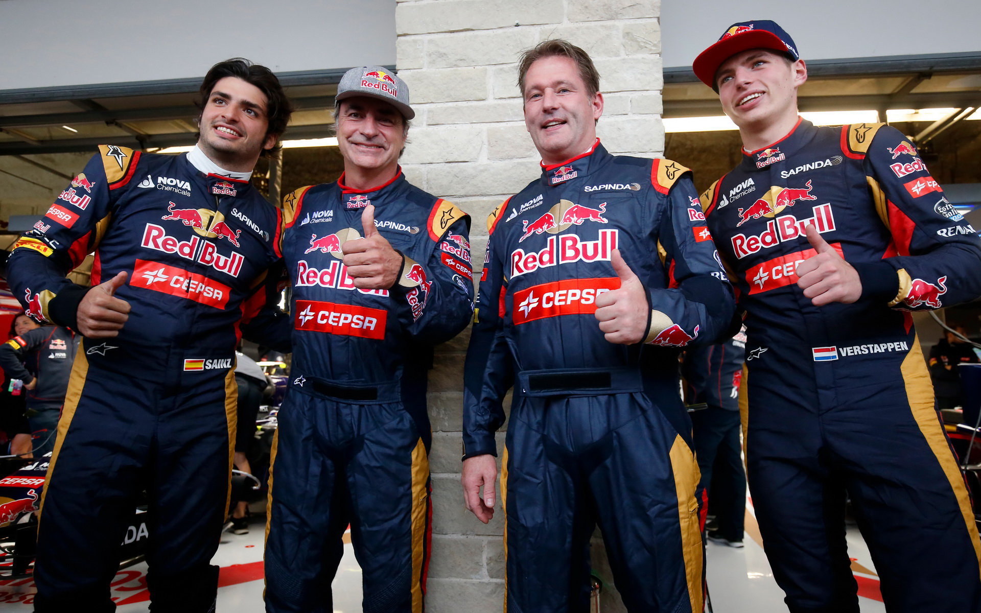 Otcové se svými syny, Sainz vs Verstappen v Austinu