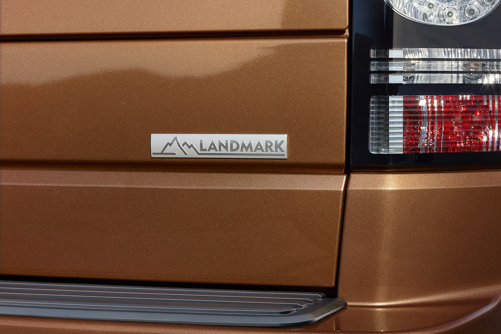 Logo limitované série, Land Rover Discovery Landmark.