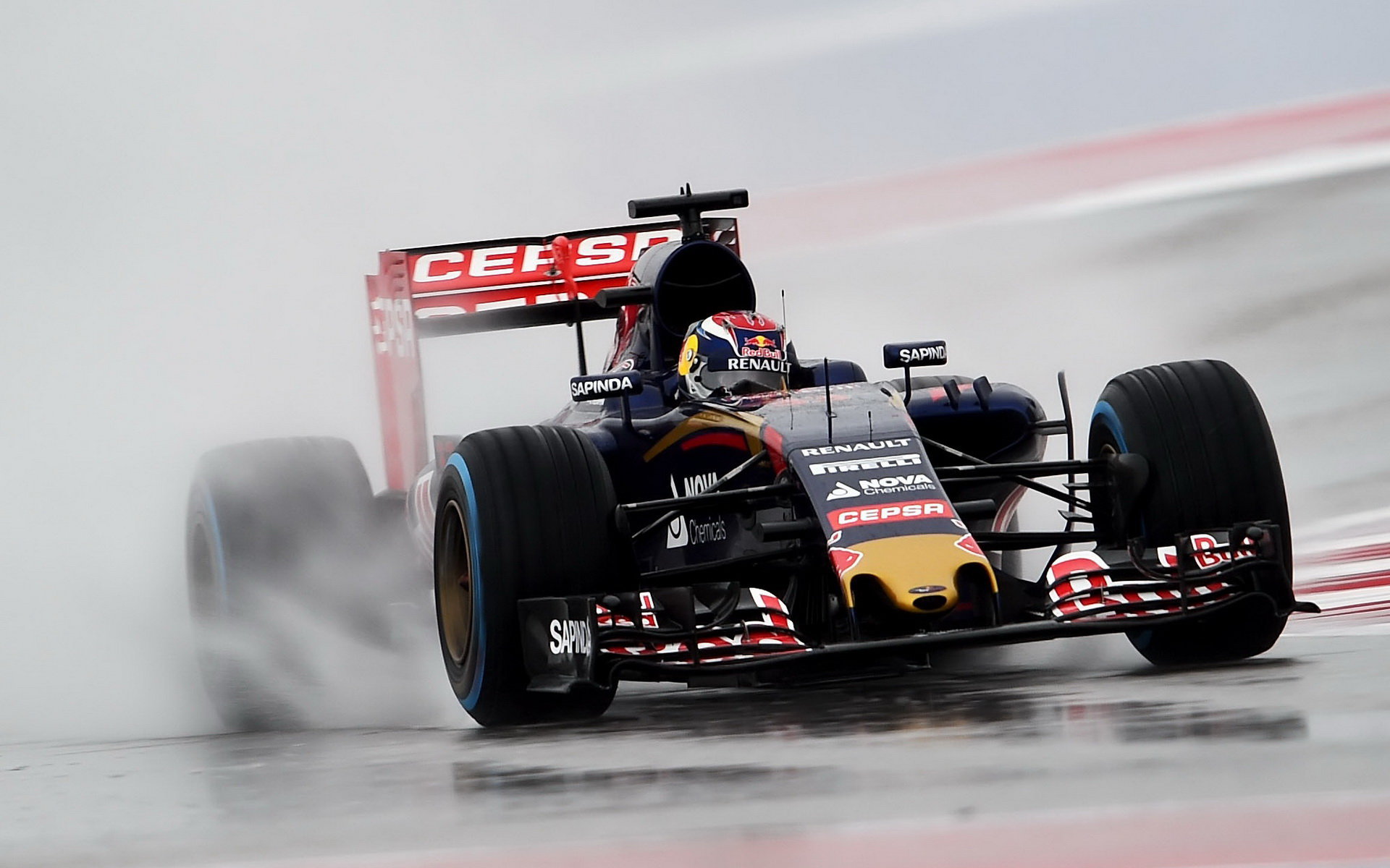 Max Verstappen za deště v Austinu