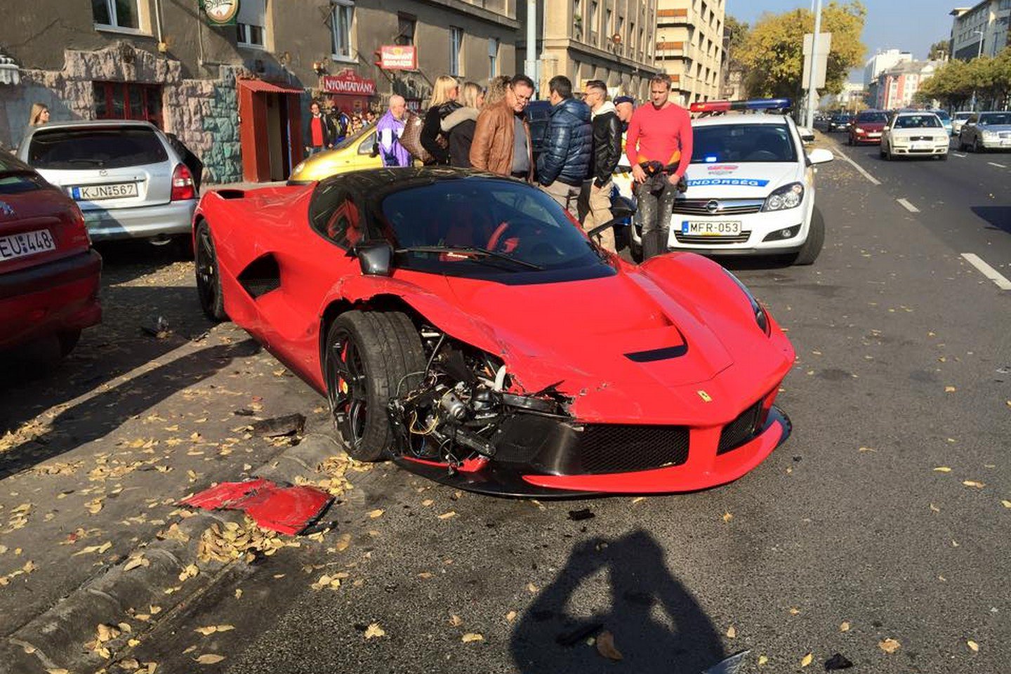Nehoda Ferrari F150 Laferrari