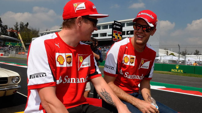 Kimi Räikkönen a Sebastian Vettel tvoří v týmu dobrou atmosféru