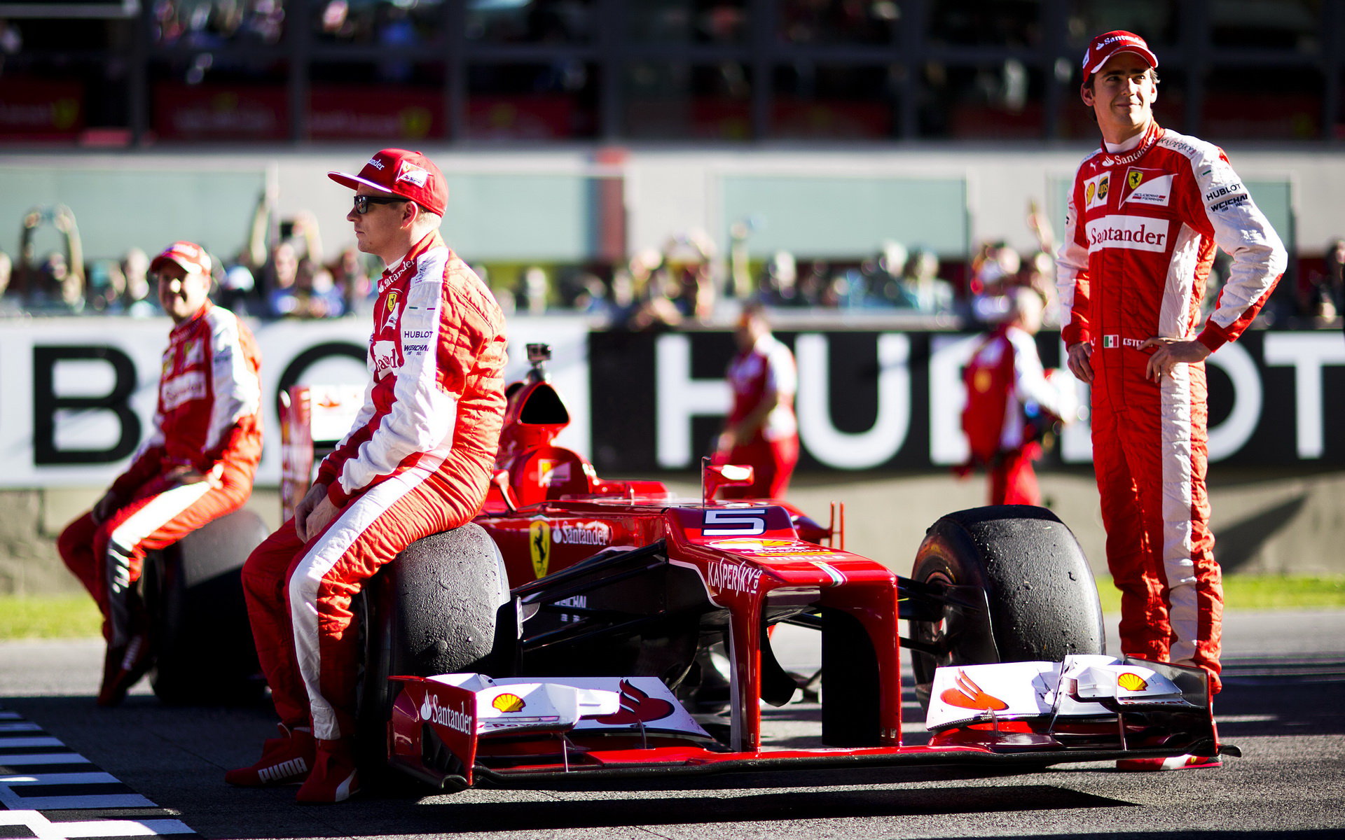 Kimi Räikkönen, Sebastian Vettel a Esteba Gutiérrez při Finali Mondiali