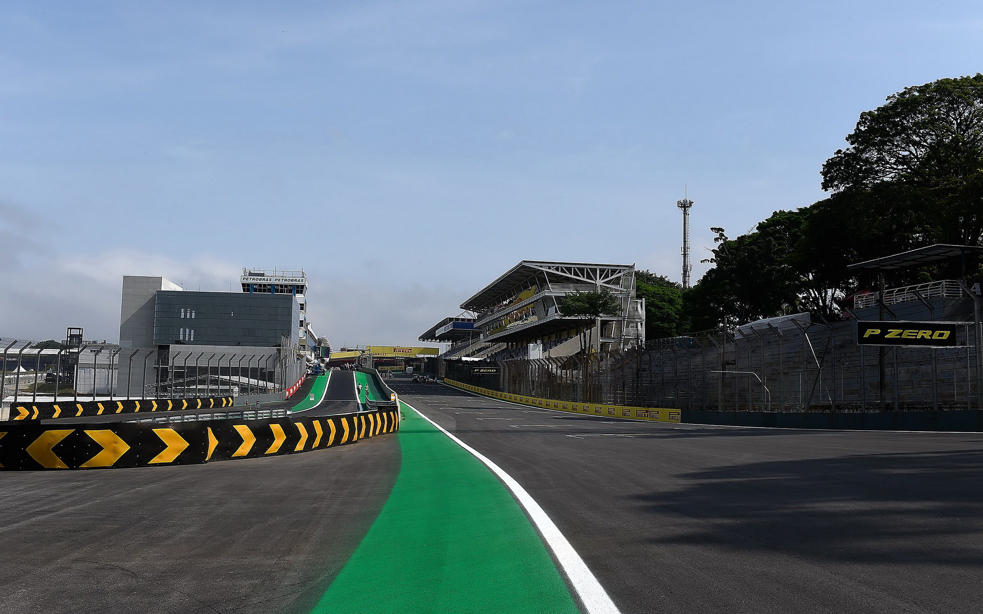 Interlagos je jedním ze dvou okruhů, na kterém už zažili start i finiš šampionátu